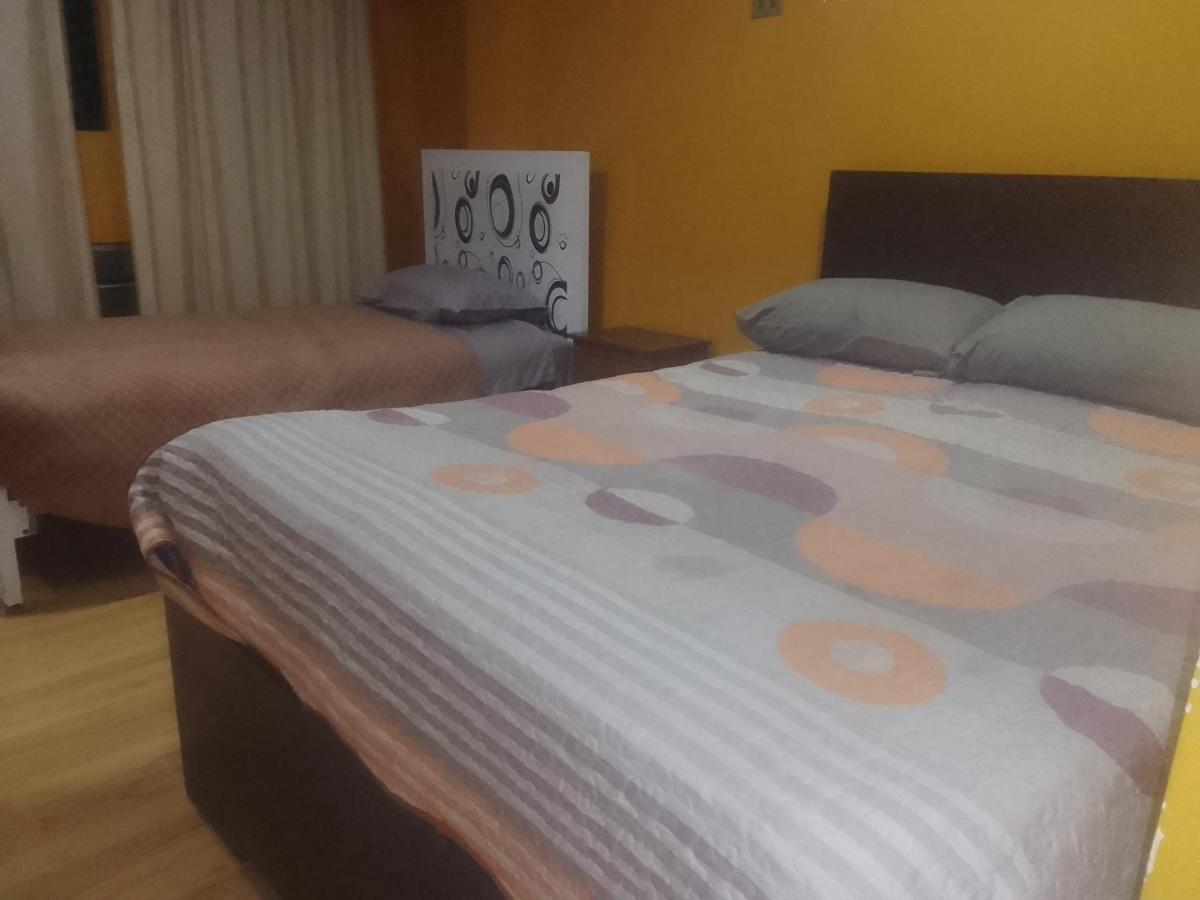 Hostal Sin Fronteras อูยูนี ภายนอก รูปภาพ